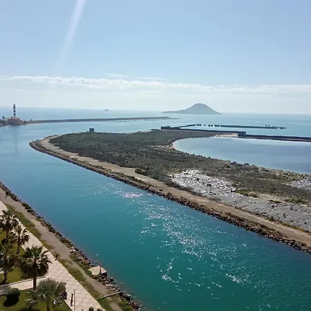 Venezia Sun, Sunny Terrace & Beautiful Sea Views 아파트 라망가델마르메노